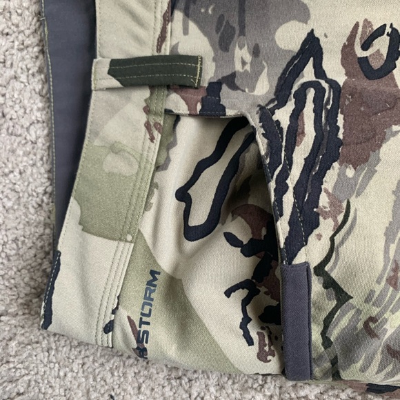 Under Armour Hunting Fleece Barren Camo Pants - Picture 4 of 8